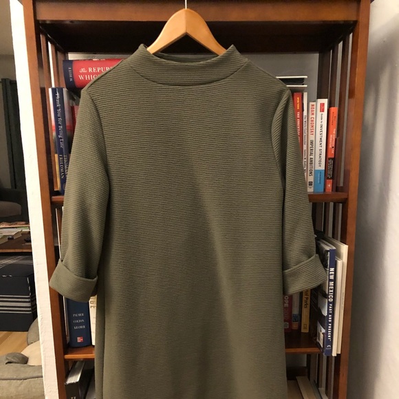 Dress - Picture 2 of 5